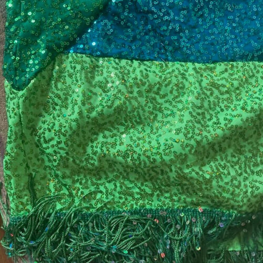 Dress - Picture 3 of 3